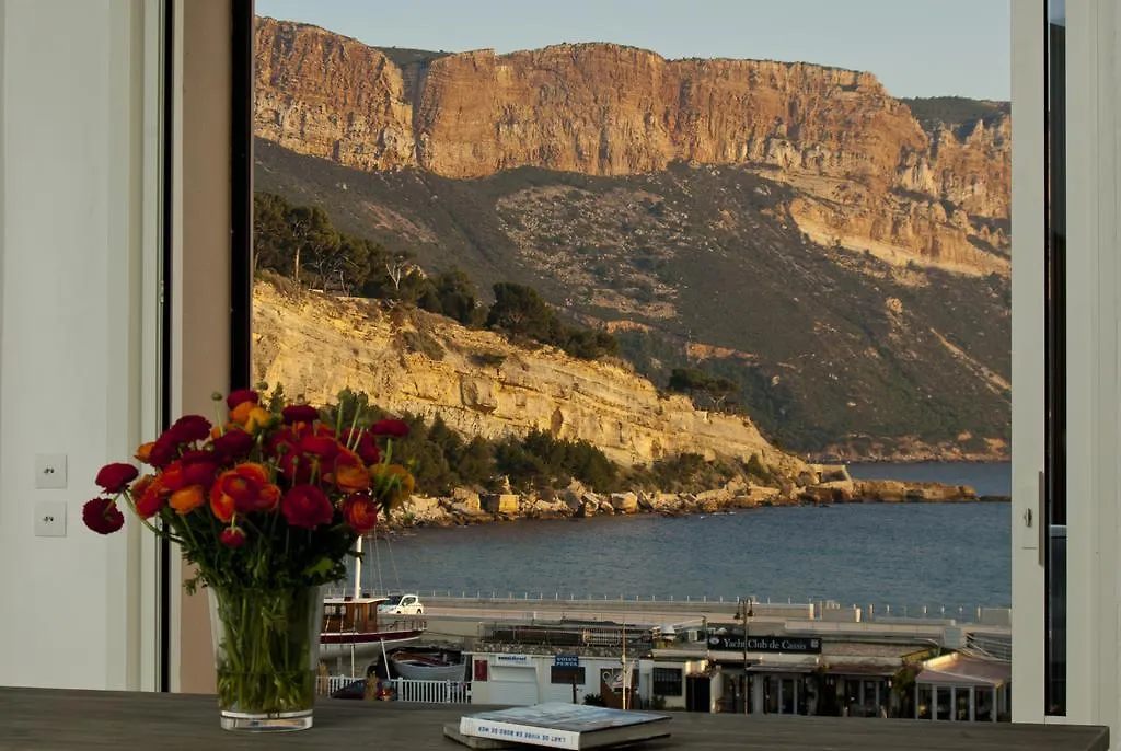 Les Barques, Vue Splendide Sur Le Port De Cassisアパートメント カシ