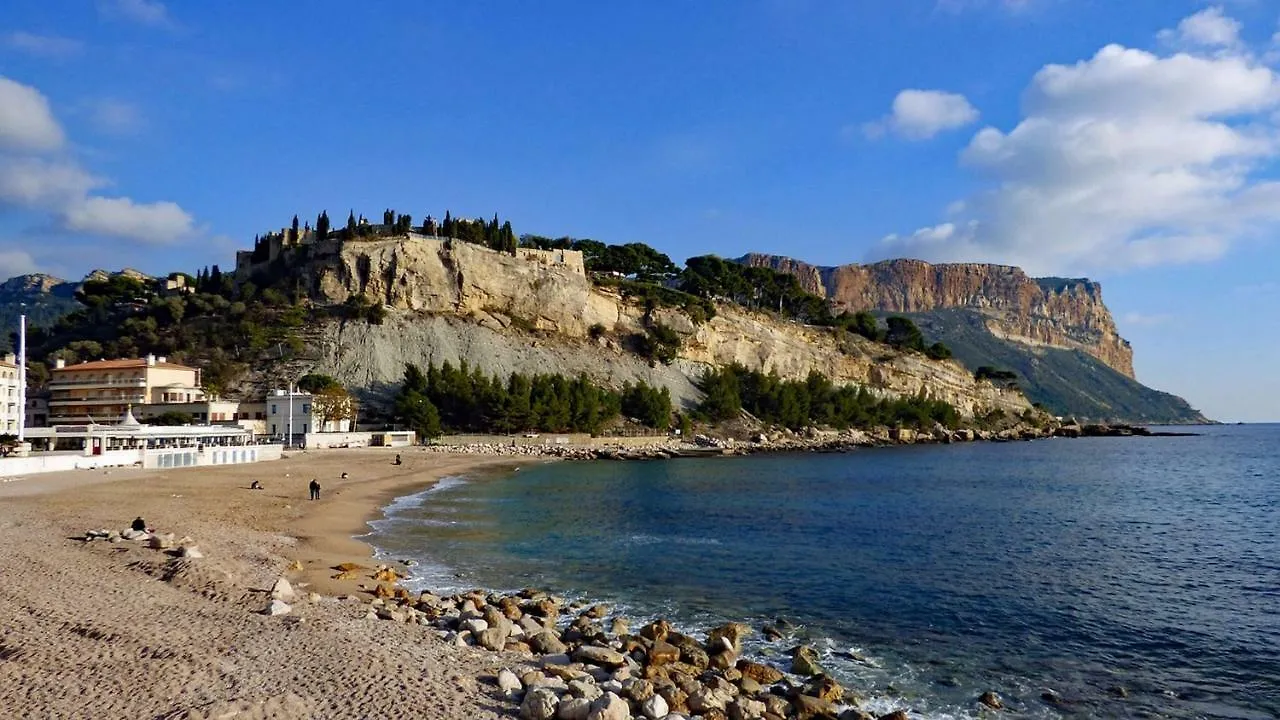 Les Barques, Vue Splendide Sur Le Port De Cassis Apartment