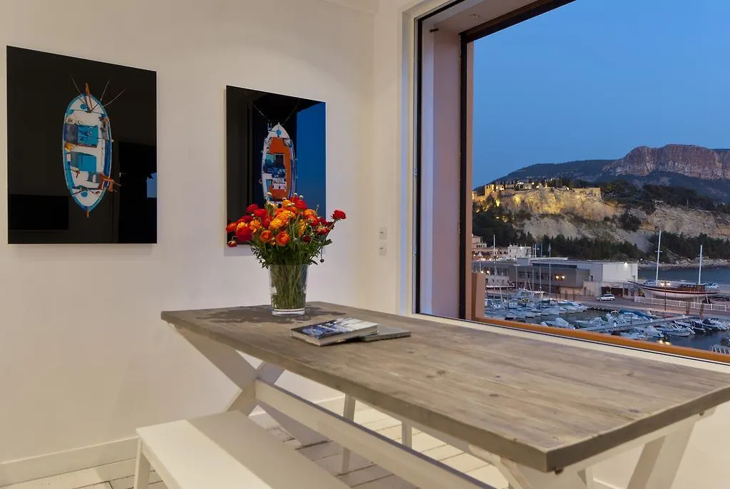 Appartement Les Barques, Vue splendide sur le port de Cassis