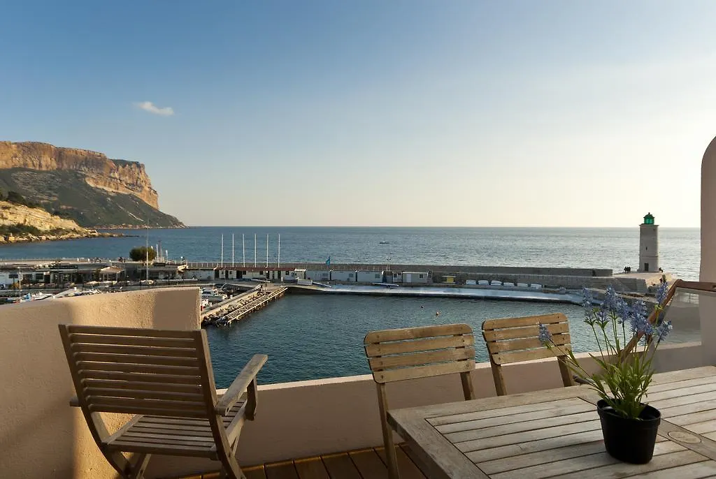 Appartement Les Barques, Vue splendide sur le port de Cassis 0*,